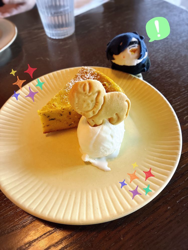 ｢南仏の午後｣を いめーじした あふたぬーんてぃーに いったよ。
すてきな ほてる だったね！
よるも おいしい ものを たべて また いいおもいでが できたね。
みんなも すてきな なつ を すごしてね。