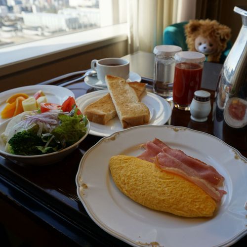 おこってる かお してるって 
かいぬし わらってた
かいぬし ばっかり いい ごはん
おこってる に きまってる