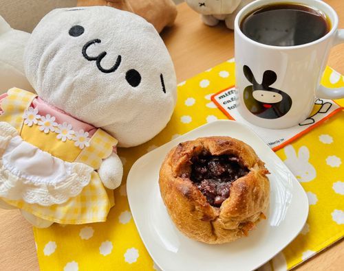 おやつ くるみあんぱん