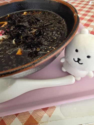 むむ……
岩のりラーメン……

ほごしゃは
のりが
すき

2026.08