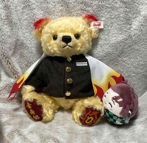 お久しぶりです。新しい子がおうちにやってきました。とてもかわいくて凛々しくてふわじろも喜んでいます☺️❤️‍🔥