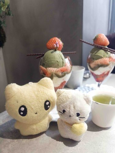 まっちゃといちごのぱふぇなんて ぜったいせいかい、だよな？🍓🍵