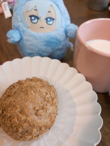 シュークリームとホットミルクってちょーーほっこりするよな

…なんかおれあまいものばっかくってる！！！！