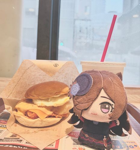 9/16
Wendy's ハンバーガーの斜塔🍔
お餅が良き