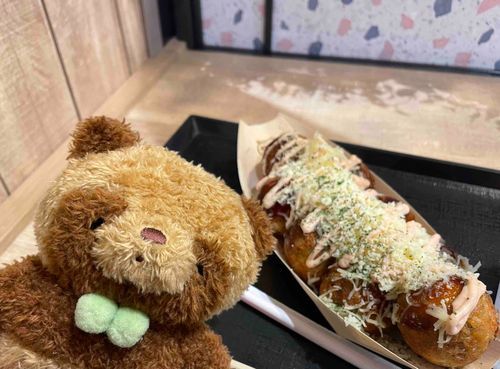 久しぶりにたこ焼き食べに行ったの⭐️
大阪のふわふわたこ焼きもいいけどカリカリのたこ焼きも大好き！