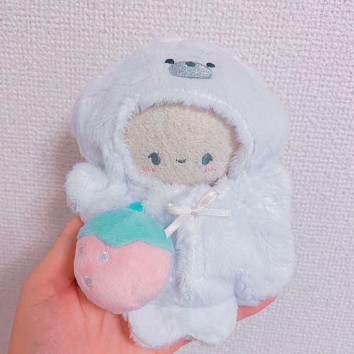 こぎみゅんが大好きなママのところにクリスマスにきましたみゅん🤍☺️
おっとりしてるせいかく、ですみゅん🥹