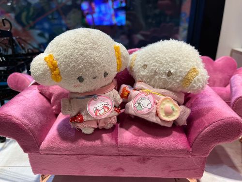 ちょっこりのだいすきなおねえちゃんですみゅん☺️🤍ソファーかいましたみゅん☺️🤍