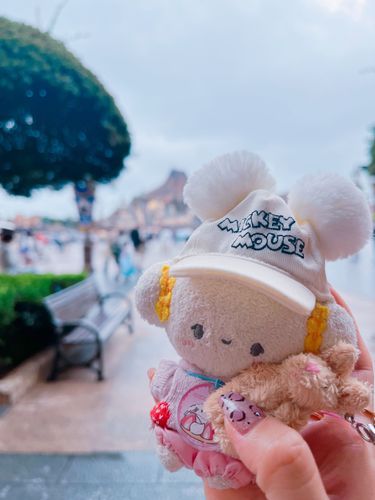 ママとだいすきなおともだちとディズニーシーですみゅん☺️🤍ちょっこりは、〝かいわい〟というものがちがうそうですみゅん🫪💦せんにゅうそうさ！ですみゅん☺️🤍