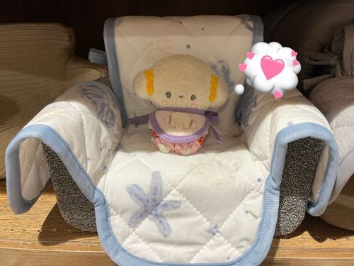 ちいさいお椅子ほしくなっちゃいますみゅん🥹🤍