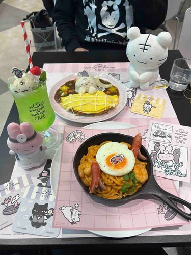 とらえびカフェに行きました🐰🩺🩷