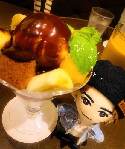 チョコレートパフェ