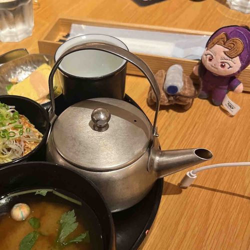 ごらんユリコ、健康的な食事だよ