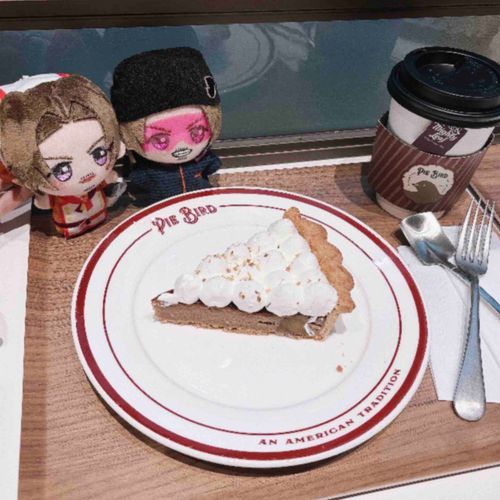 🆕のおじさんが来ました~。
これは栗と金木犀のﾊﾟｲだよ