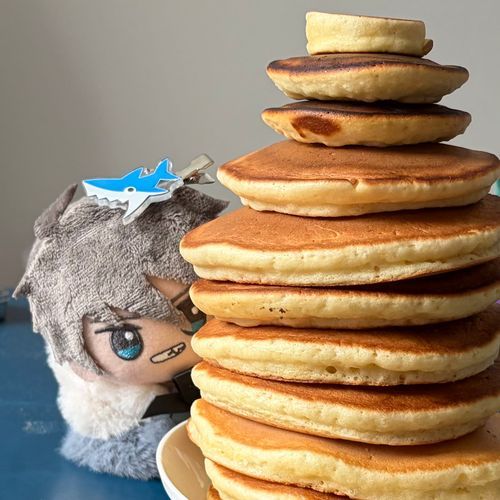 ぱんけーきのやま🥞🍴
はちみつとかあんことか、いろいろかけてたべた！