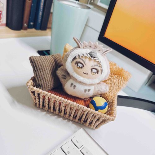 仕事監視してくれるからソファ用意したよ🛋️