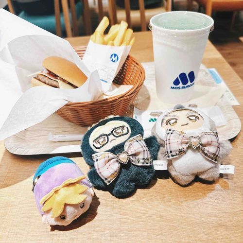もす🍔コラボうれしいね
