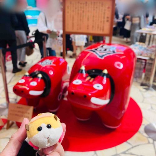 ビッグ赤べこもいた