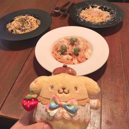 美味しくて安くてお洒落なパスタ屋さんにきたよ🍝🤍

ライナスはお家にいました‬ >_<
今度一緒にいこうね