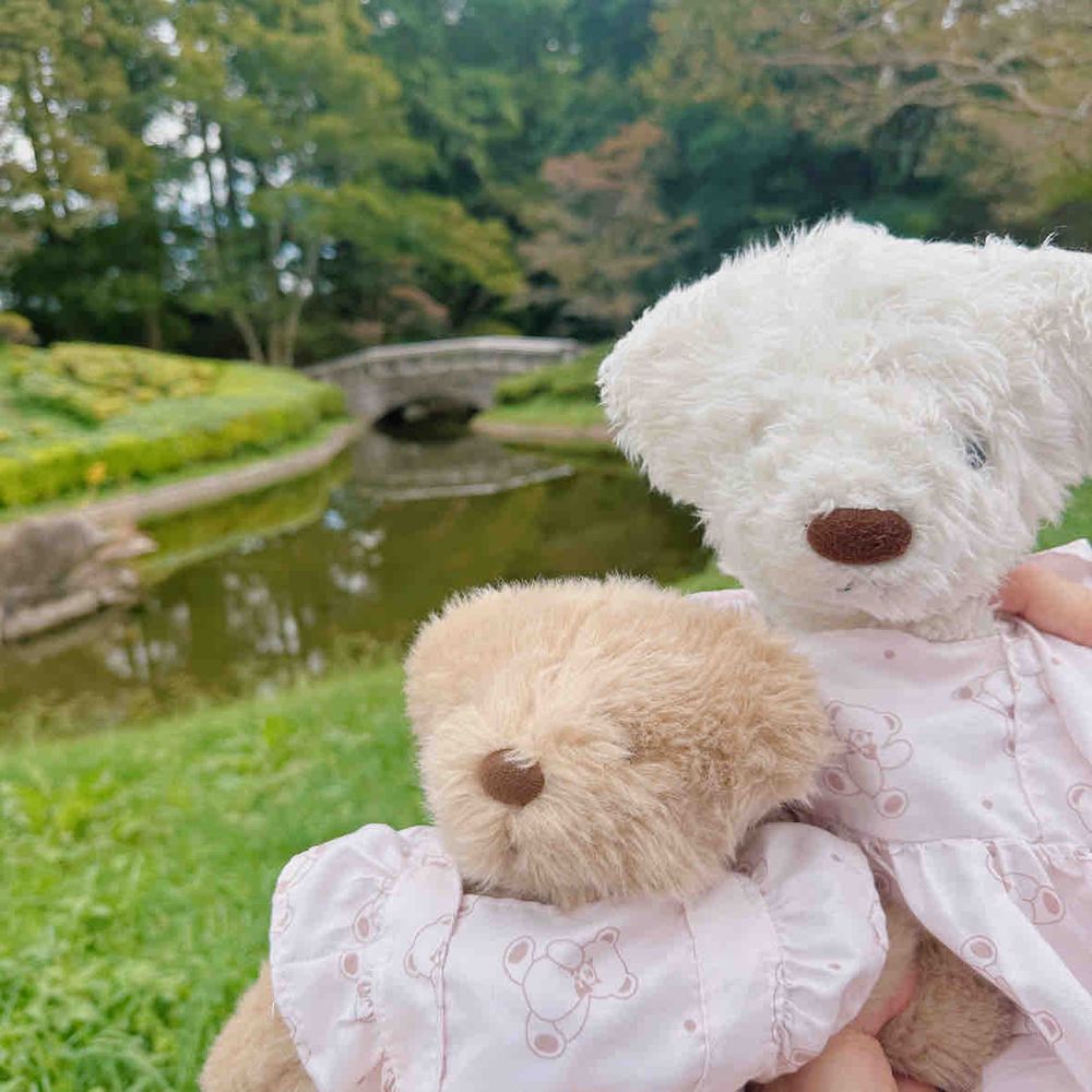 これも じっかのおもいでくぅ🫧
みんなでピクニックにいったくぅ💕
みなれない むしさんがいて ちょっとこわかったけど🤏
とってもとってもたのしかったくぅー💕
