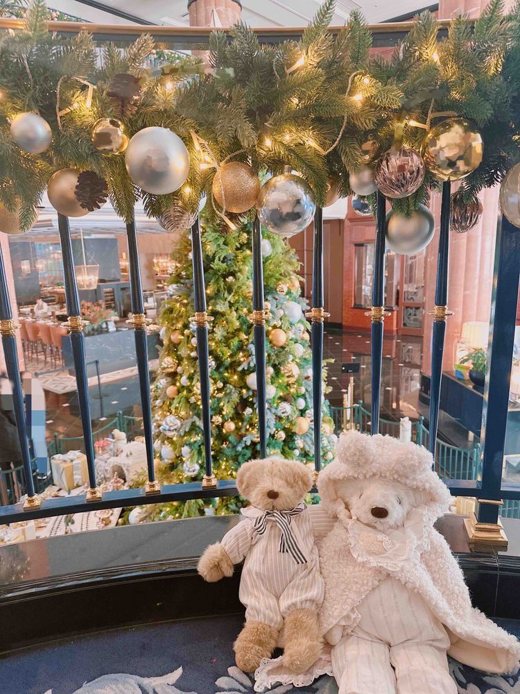 恵比寿のお散歩〜最終回くぅ🎄

ガーデンプレイスを歩いた後は、ずっと見に行きたかったウェスティンホテルのクリスマスくぅー🎄
よくみると電車やゴンドラが動いてて可愛いかったくぅー✨
クリスマスの雰囲気だいすきくぅー🎅