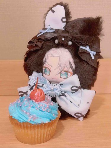 ふしぎな色の食べ物ばっかり食べてるね〜？