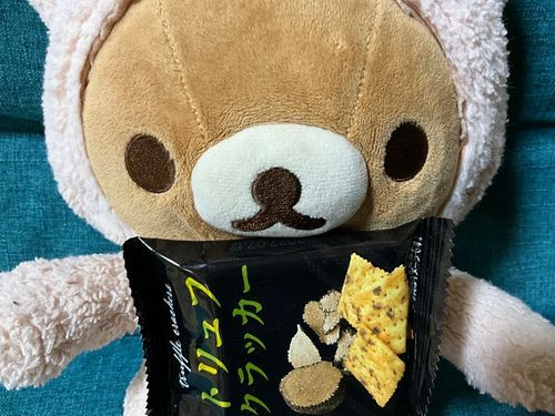トリュフクラッカーを食べます🤤
ヤミー👍🏻✨