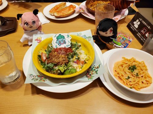 ポケモンコラボ行ってきたよ！！
美味しかったでござる。
デザートのプリンも美味しかったね〜