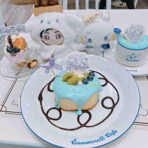 ようやくカフェに行けて嬉しいです。