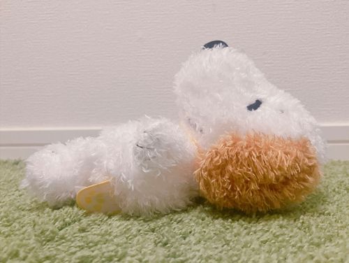 寝っ転がると原作に近いフォルムが見れて良い