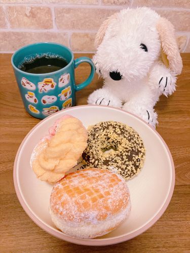 ミスドの🍩はジャスミンティーに合うことを知った
黄色の砂糖が付いた🍩(名前分からない)がこんなに美味しいの知らなかった