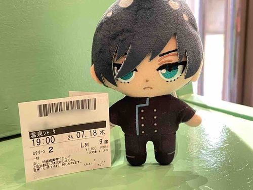 サメ映画だって言うから来てやったのに
全然グロくなかった(舌打ち
