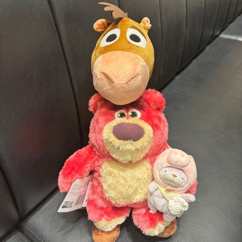といすとーりー みたあと かぞく ふえた！
かくれてるけど ぶるずあい おっきいの！
えいが よかった〜！かいぬし ないてた 笑