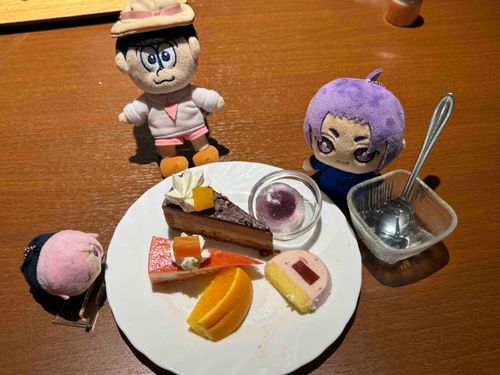 12月
デザートもぬかりなく！
細いケーキを上手く立てれました