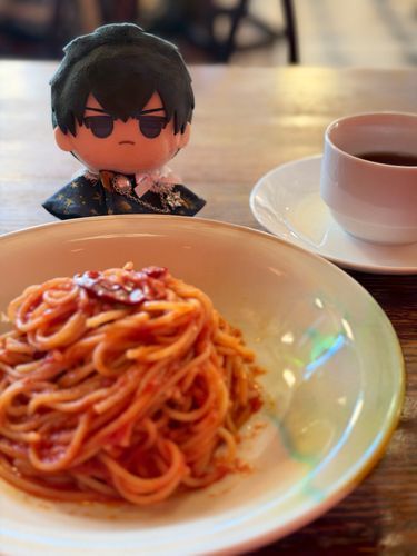 ぱすたたべた。
🌻ははんばーがーか、うどんか、ぱすたでずっとなやんでた。
しるばーうぃーく、🌻につきあってけっこうでかけた。
まあ、まためんどうみてやる。