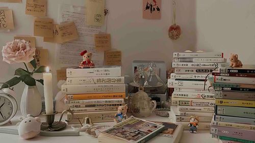 ワレラ ドコニイルカ ワカルカナ…