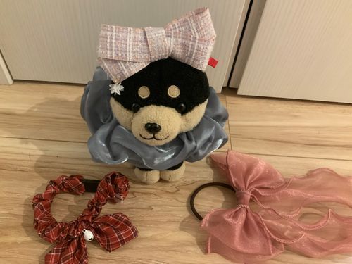 最近歌とダンスの練習で忙しかったんだよね〜‼︎今度家でライブするからそれの服選び中‼︎どれが似合うと思う？教えて〜‼︎