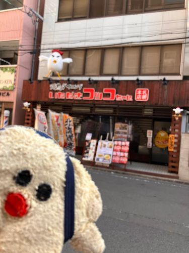ニワトリのオブジェ
持ち帰りたいとごねてる［`ө´］ﾋﾟｷﾞｨｨｨｨ