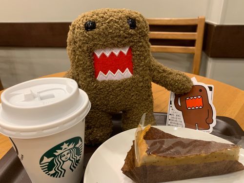 どーもくんと
紅茶のチーズケーキ