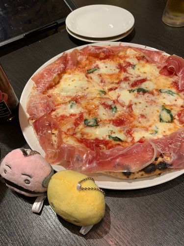 生ハムのピザ🍕🍺✨