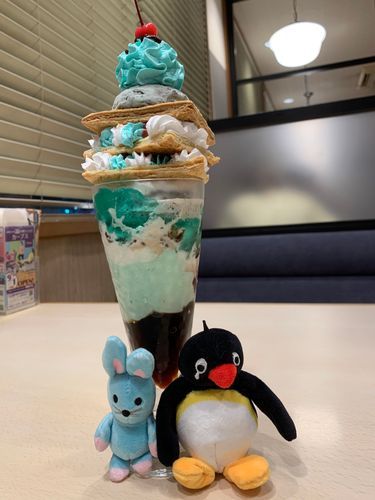チョコミントタワー
ミックスベリーとミントゼリーが
美味しい😋
