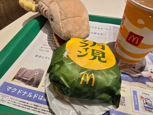 (もぐもぐ)