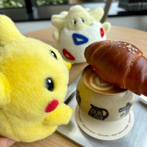 ラテにつけて食べるぴ〜♪