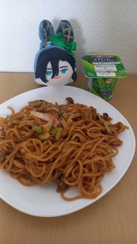 やきそばをﾊﾞﾀｰでいためてみたんだって
おいしいけどほかのあぶらでじゅうぶん、ってあるじはいってた