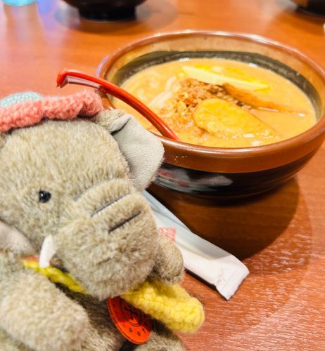 のうこうみそらーめんです！このよにこんなに濃いものがあるなんてぞうちゃんしょうげきです…