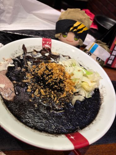 まっくろ🍜