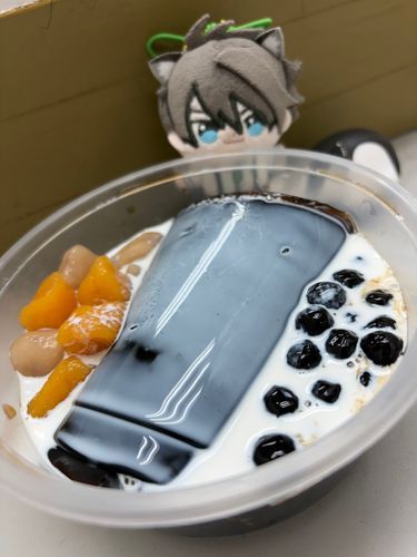 おやつタイム
🐱：⋯🍮❓