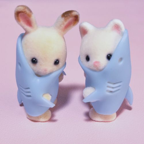 新しいお仲間
稲葉の白うさぎと
サメにゃん!!