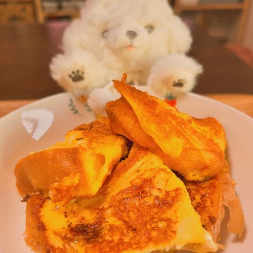 朝はフレンチトースト!
はちみつも後がけしました!