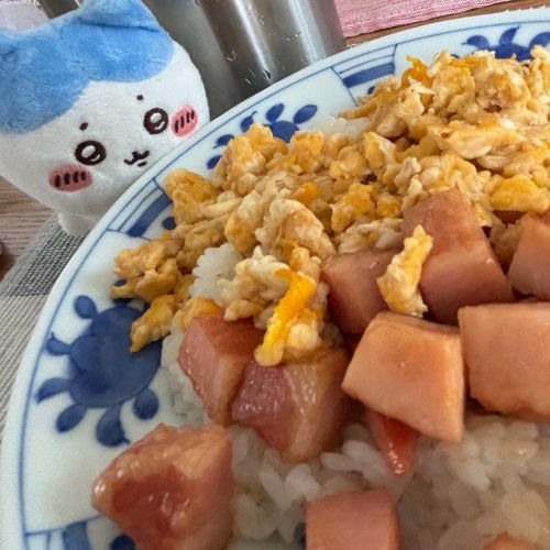 ベーコンエッグ丼、サイコー‼️