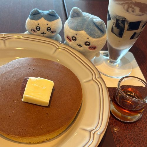 巨 ホットケーキ
パァン❕❕❕